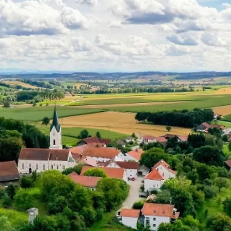 Schlosspension Ering